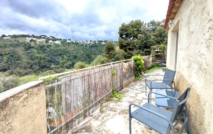 1 Pièce ASPREMONT (06790)  30 m2 660 € 
