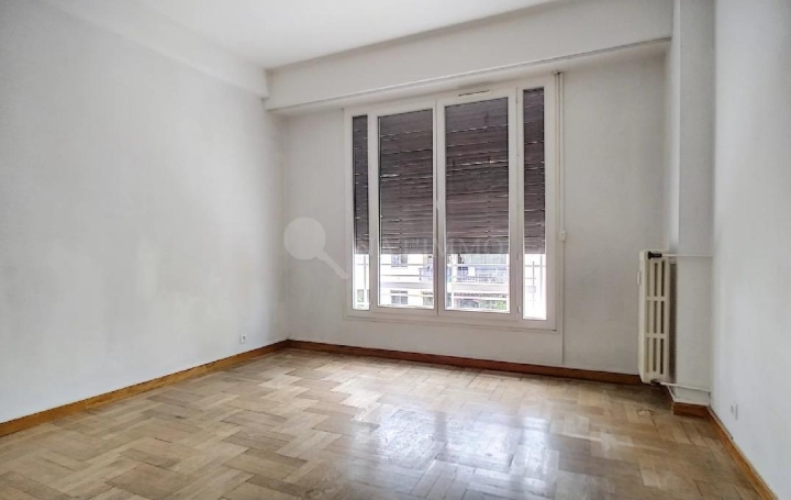 2 Pièces NICE (06000)  61 m2 1 380 € 