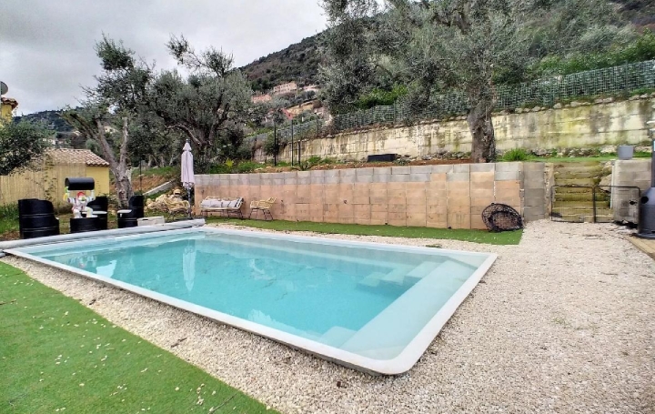 Réseau Immo-diffusion : Maison  CHATEAUNEUF-VILLEVIEILLE  84 m2 549 000 € 