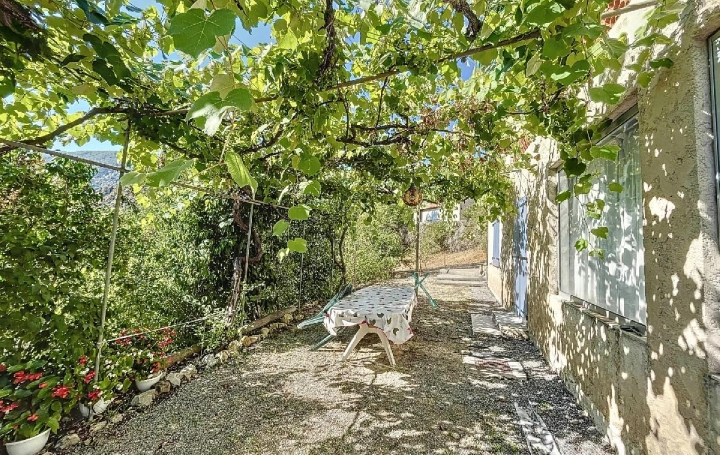 Maison BRIANCONNET (06850)  150 m2 235 000 € 