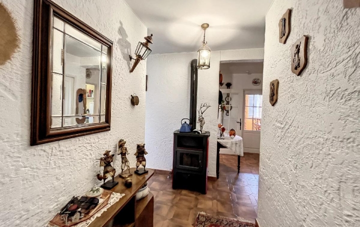 Maison BRIANCONNET (06850)  150 m2 235 000 € 