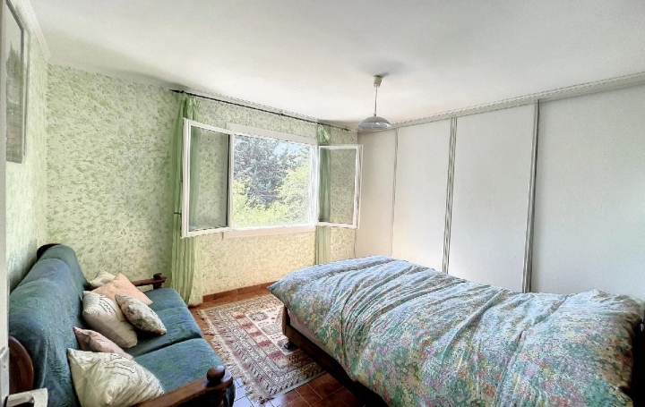 Maison BRIANCONNET (06850)  150 m2 235 000 € 