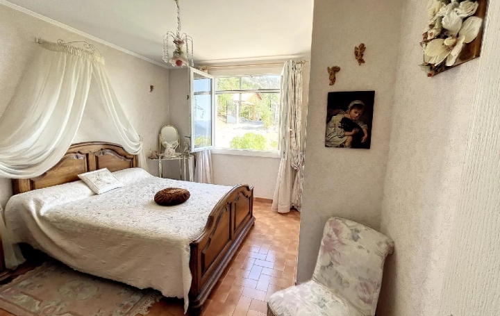 Maison BRIANCONNET (06850)  150 m2 235 000 € 