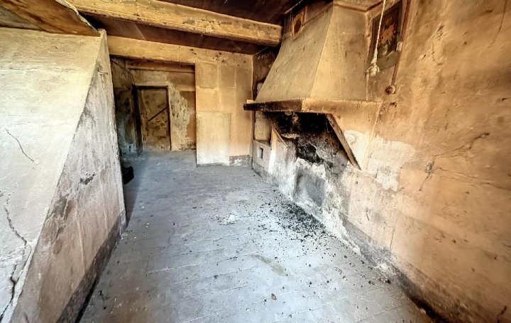4 Pièces SAINT-AUBAN (06850)  100 m2 45 000 € 