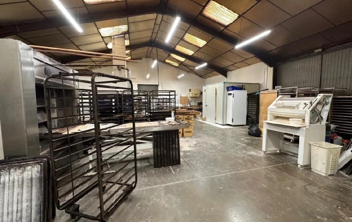 Réseau Immo-diffusion : Local commercial  COMPS-SUR-ARTUBY  150 m2 149 000 € 