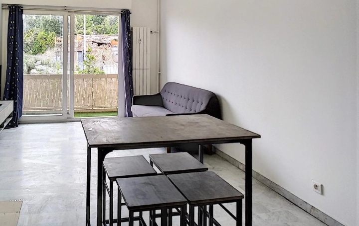 3 Pièces NICE (06000)  50 m2 240 000 € 