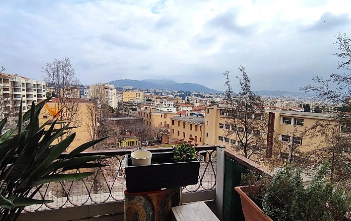2 Pièces NICE (06000)  53 m2 232 000 € 