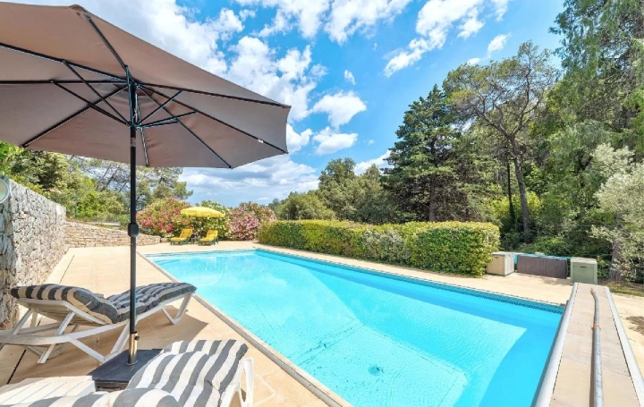 Maison LES ARCS (83460)  184 m2 750 000 € 