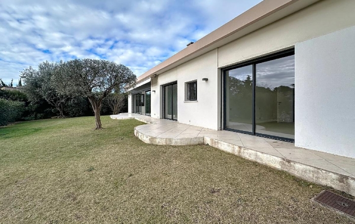 Maison MOUGINS (06250)  163 m2 1 690 000 € 