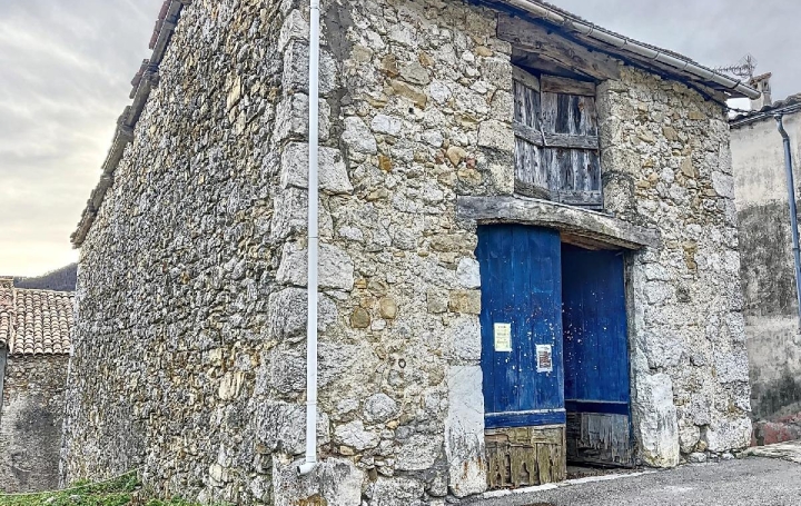 Maison BRIANCONNET (06850)  179 m2 90 000 € 