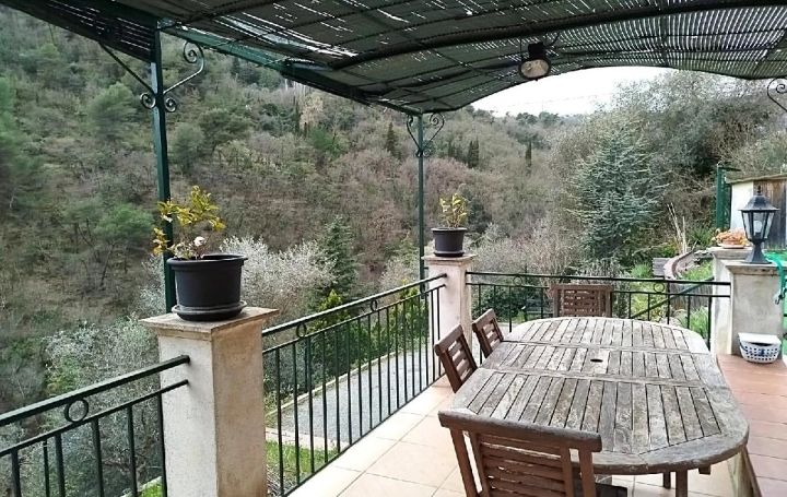 Maison TOURRETTE-LEVENS (06690)  114 m2 409 000 € 