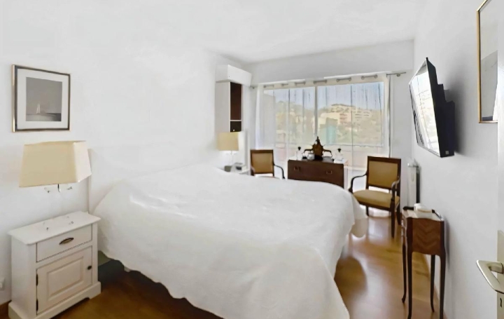 3 Pièces LE CANNET (06110)  74 m2 390 000 € 