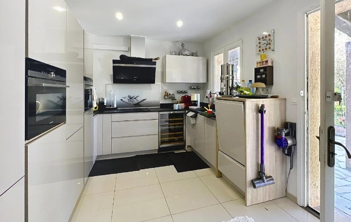 Maison MOUGINS (06250)  106 m2 795 000 € 