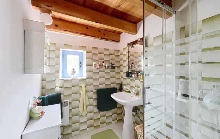 2 Pièces SOLEILHAS (04120)  44 m2 69 000 € 