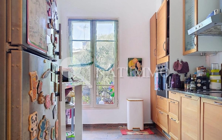 3 Pièces NICE (06000)  65 m2 375 000 € 