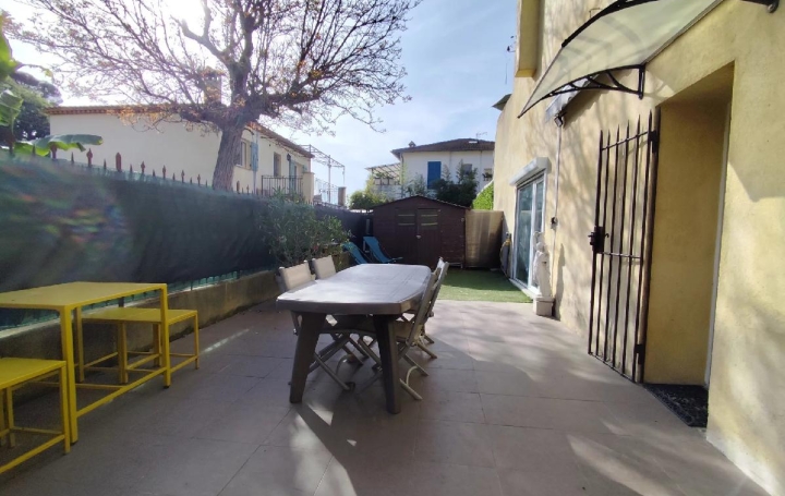 3 Pièces CAGNES-SUR-MER (06800)  55 m2 284 000 € 
