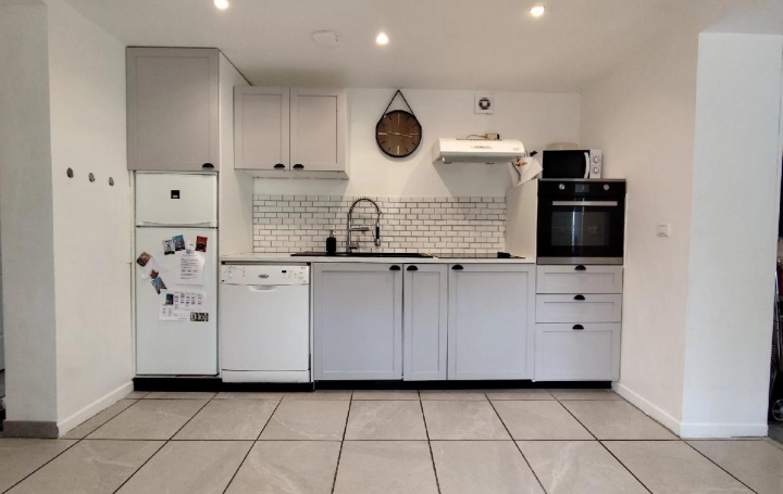 3 Pièces CAGNES-SUR-MER (06800)  55 m2 284 000 € 