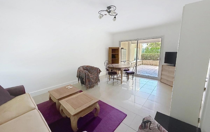 2 Pièces CANNES (06150)  57 m2 420 000 € 