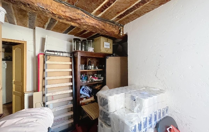 Local commercial CASTELLANE (04120)  35 m2 75 000 € 