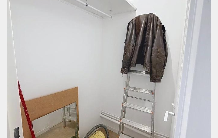 2 Pièces LE CANNET (06110)  43 m2 185 000 € 