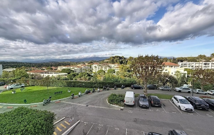 2 Pièces LE CANNET (06110)  43 m2 180 000 € 
