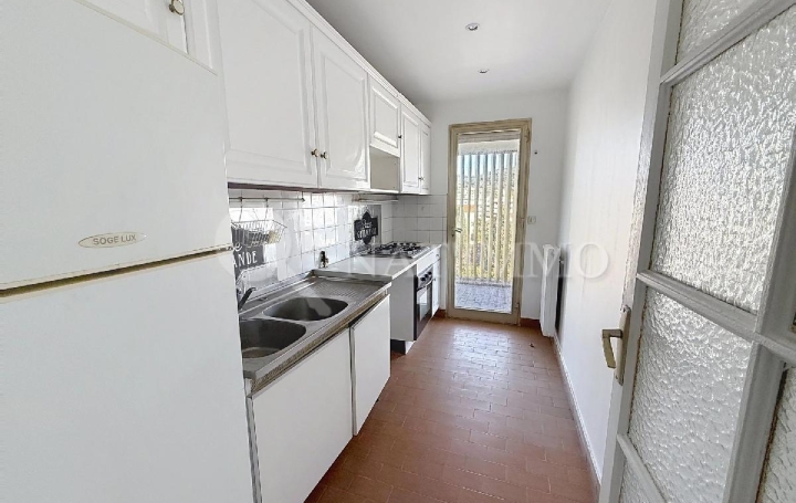 2 Pièces CANNES (06400)  42 m2 378 000 € 