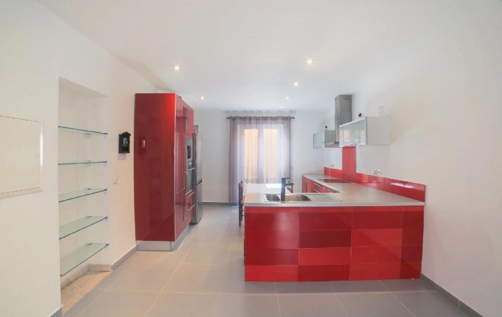 2 Pièces LES ARCS (83460)  53 m2 165 000 € 