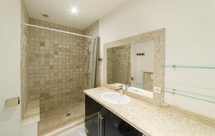 2 Pièces LES ARCS (83460)  53 m2 165 000 € 