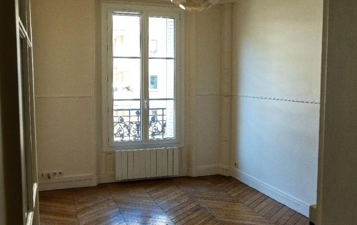 2 Pièces PARIS (75015)  47 m2 490 000 € 