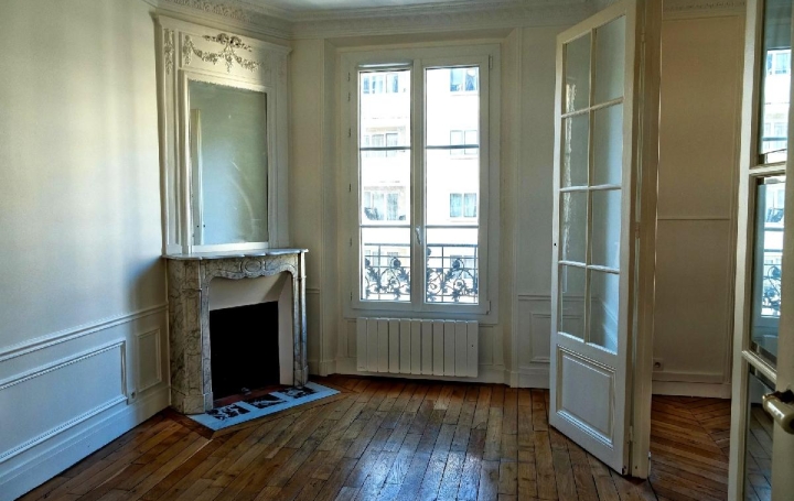 2 Pièces PARIS (75015)  47 m2 490 000 € 