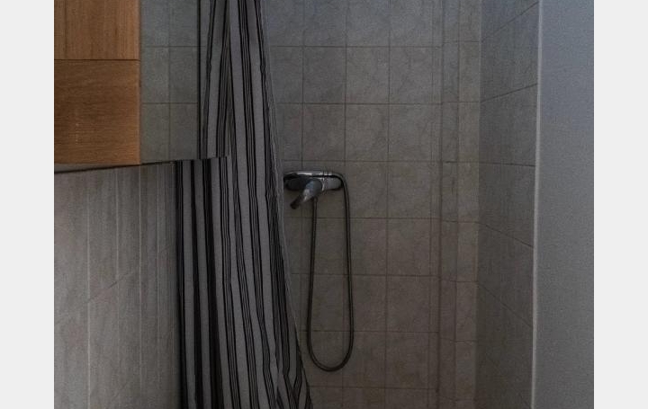 2 Pièces PARIS (75015)  47 m2 490 000 € 