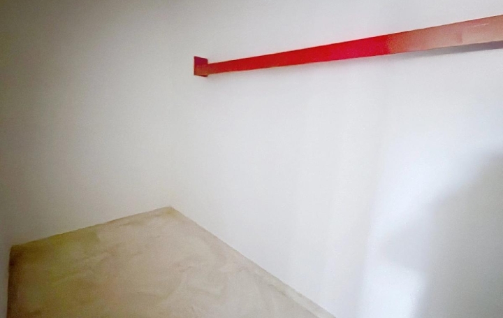 2 Pièces CANNES (06400)  64 m2 230 000 € 