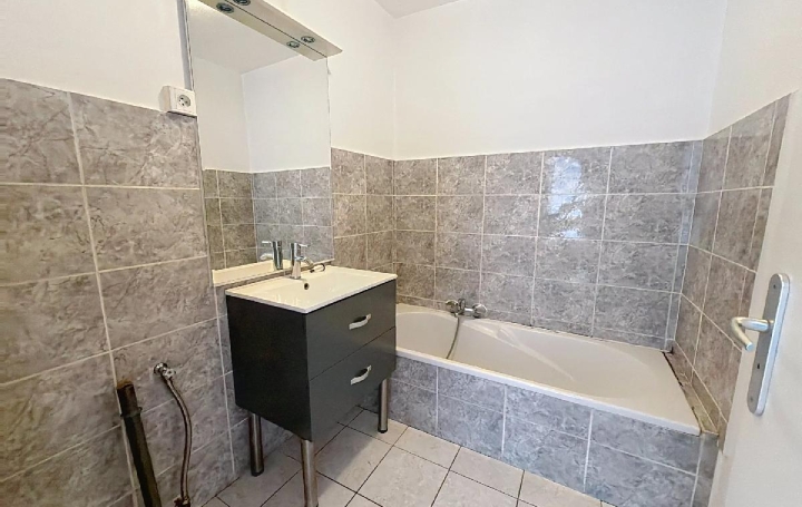 2 Pièces LE CANNET (06110)  47 m2 175 000 € 