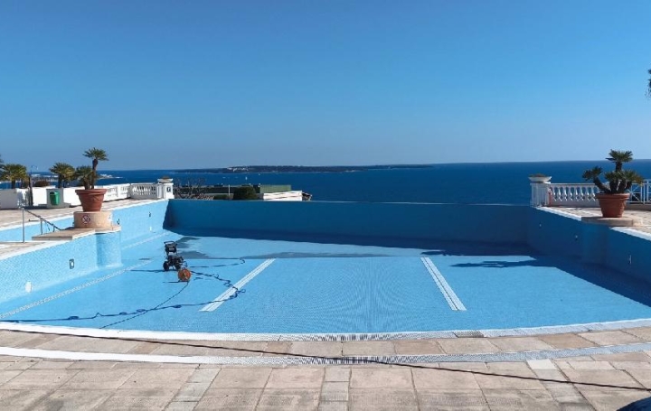 Loft CANNES (06400)  27 m2 210 000 € 