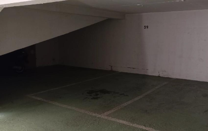 Parking LE CANNET (06110)   25 000 € 