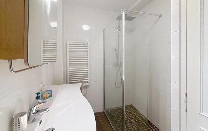 3 Pièces LE CANNET (06110)  70 m2 267 750 € 