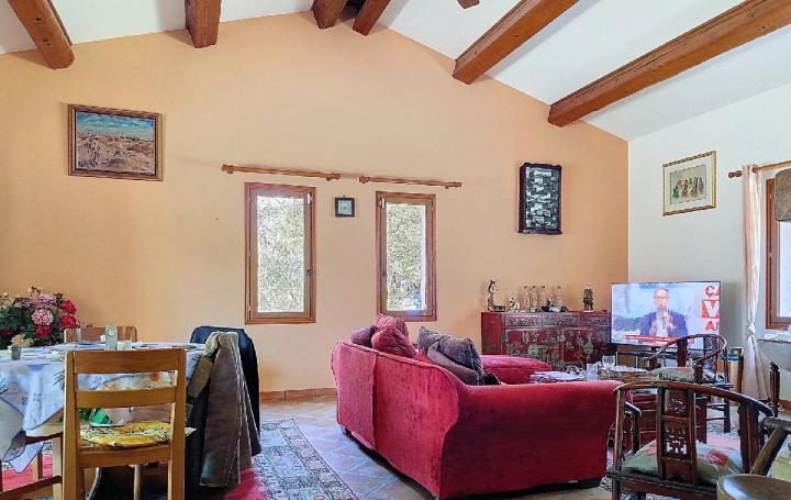 5 Pièces LES ARCS (83460)  138 m2 485 000 € 