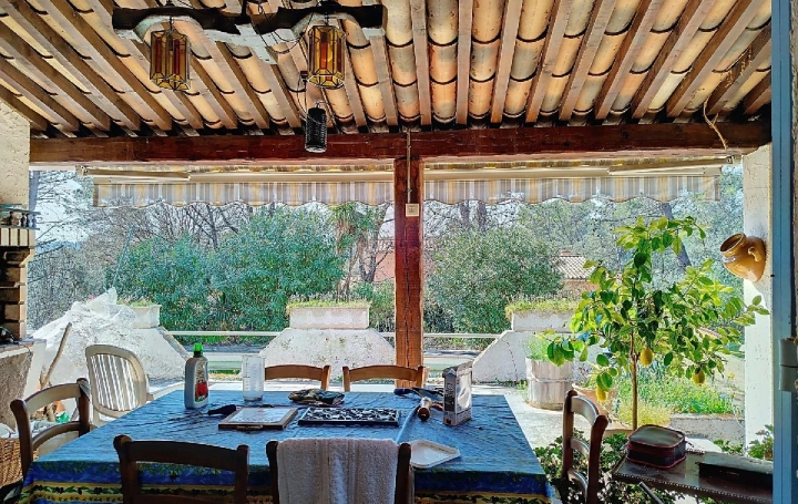 5 Pièces LES ARCS (83460)  138 m2 485 000 € 