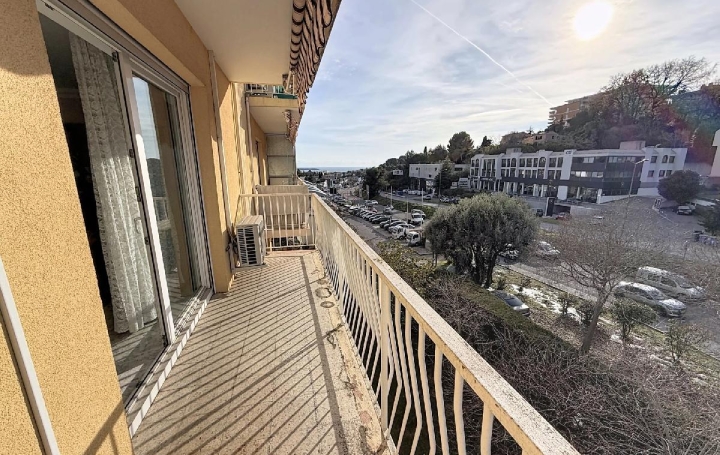 3 Pièces LE CANNET (06110)  70 m2 249 000 € 