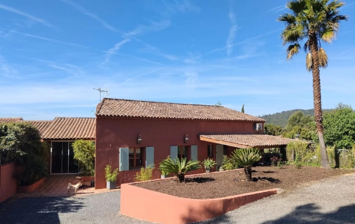 Maison TARADEAU (83460)  210 m2 590 000 € 