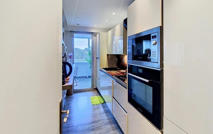 2 Pièces CANNES (06400)  53 m2 378 000 € 