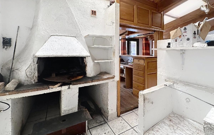 Autre SOLEILHAS (04120)  200 m2 260 000 € 