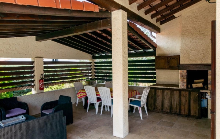 Maison TARADEAU (83460)  94 m2 419 000 € 