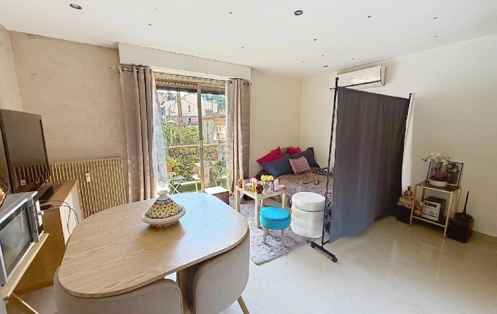 1 Pièce LE CANNET (06110)  25 m2 150 000 € 