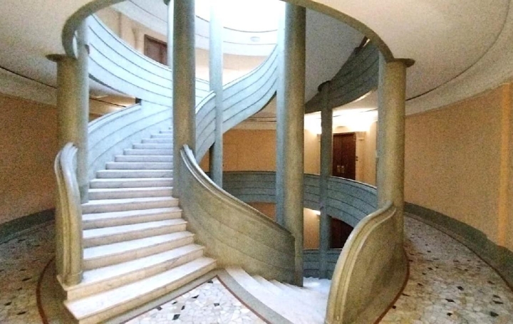 2 Pièces NICE (06000)  50 m2 365 000 € 