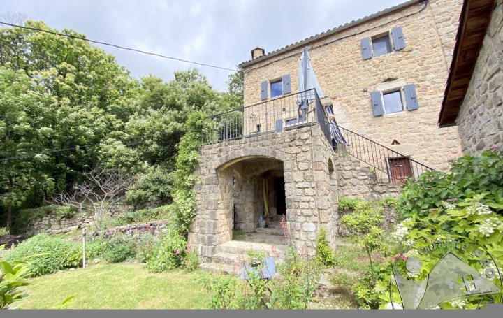 Maison / Villa BURZET (07450) 100 m<sup>2</sup> 220 000 € 