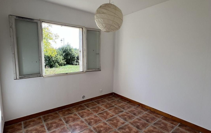 Villa UZES (30700)  91 m2 229 000 € 