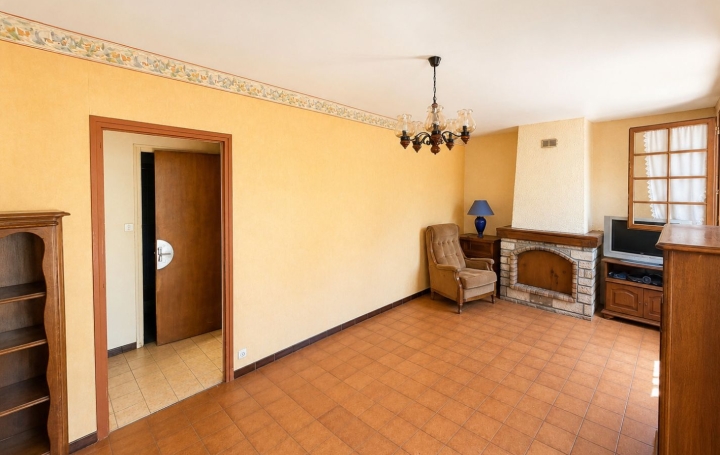 Maison VEZENOBRES (30360)  82 m2 164 900 € 