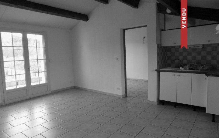 Réseau Immo-diffusion : Appartement P2  GOUDARGUES  35 m2 415 € 