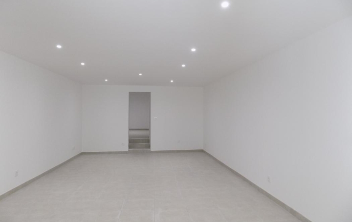 Réseau Immo-diffusion : Appartement P2  SAINT-GERVAIS  75 m2 580 € 